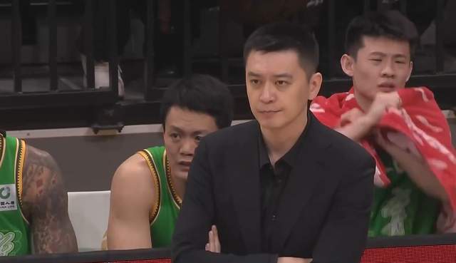 开云APP-输宿敌30分输黑马16分！四冠王形势岌岌可危，杨鸣离下课还远吗？