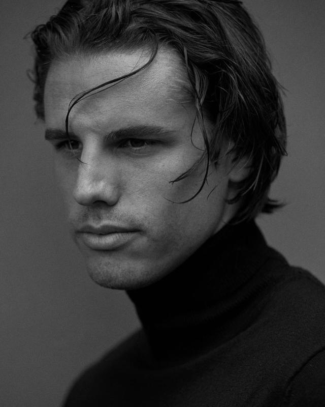 kaiyun-扑出姆巴佩点球 索默爱烹饪唱歌弹琴 脚下有活儿